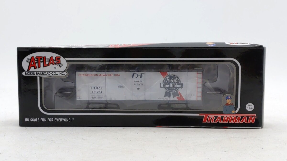 Atlas 20006333 HO Scale Pabst Blue Ribbon 40' Plug-Door Boxcar #1079