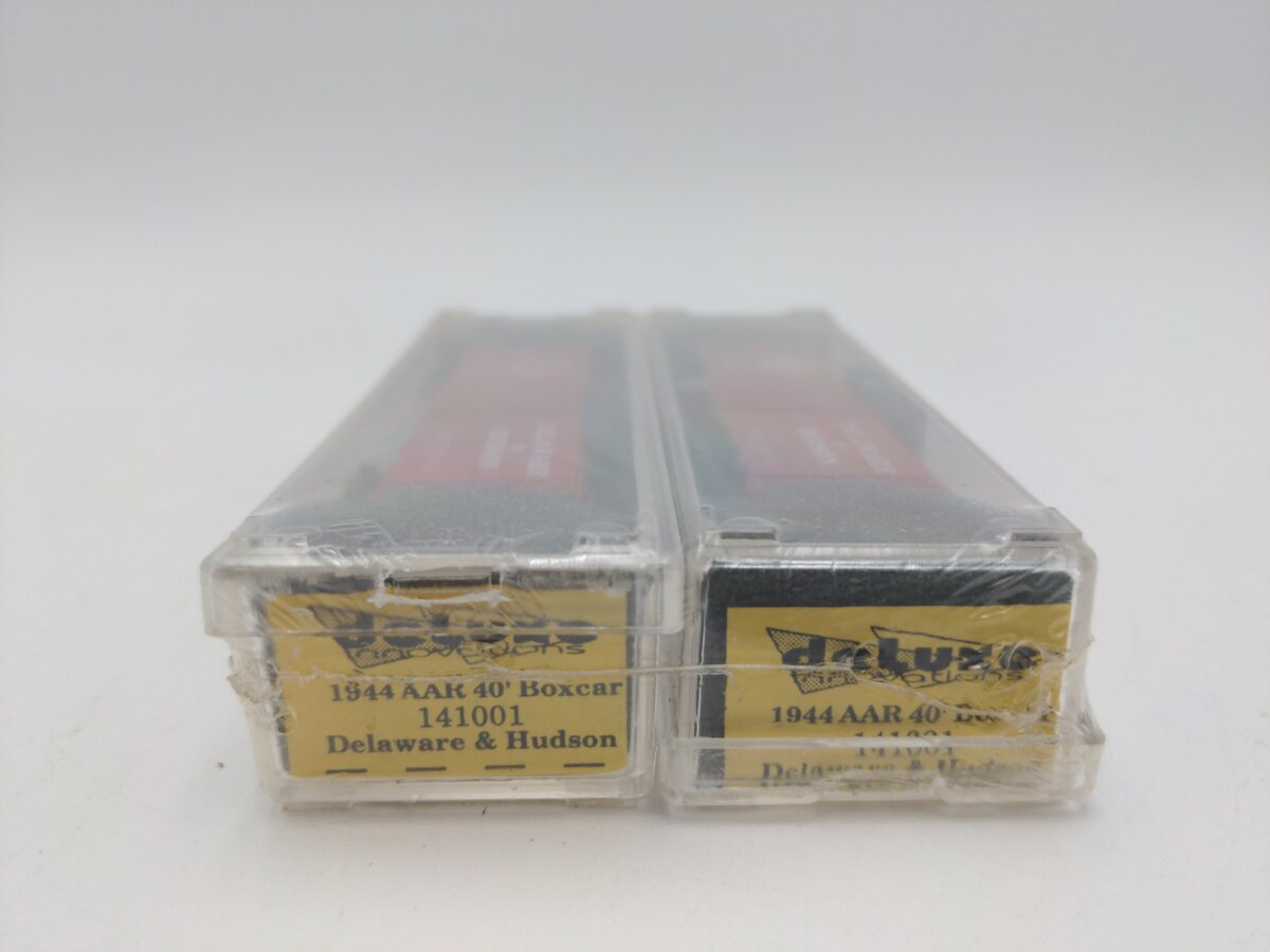 Deluxe Innovations 141002 N Scale D&H Box Cars #18285, #18107 (Pack of 2) MT/Box