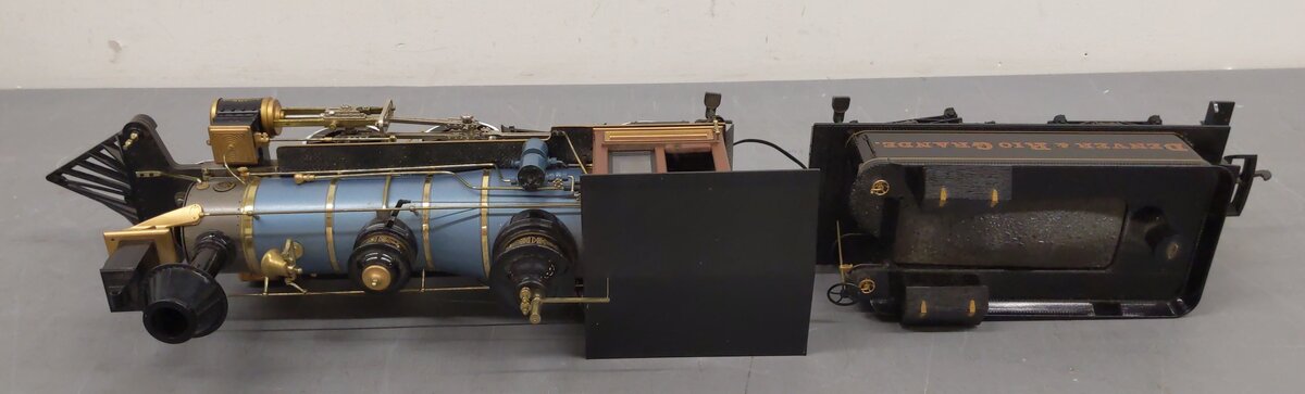 Bachmann 81495 1:20.3 Narrow Gauge Baldwin 2-6-0 Mogul Steam Locomotive & Tender