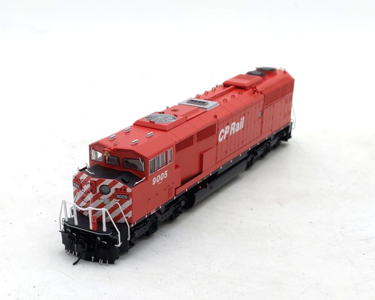 Bowser 24995 HO Scale CP Rail SD40-2F Diesel Locomotive #9005 w/ DCC & Sound