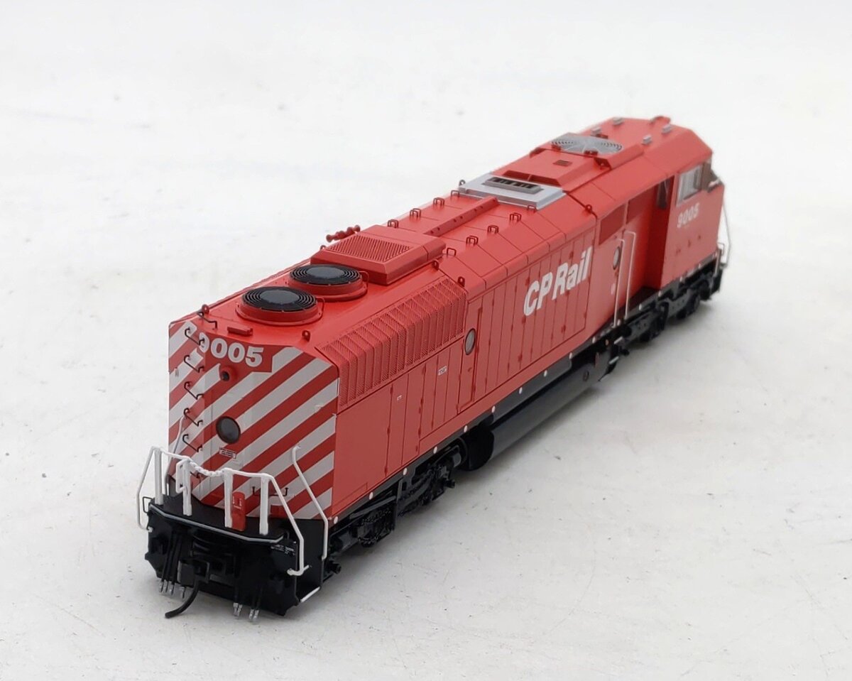 Bowser 24995 HO Scale CP Rail SD40-2F Diesel Locomotive #9005 w/ DCC & Sound