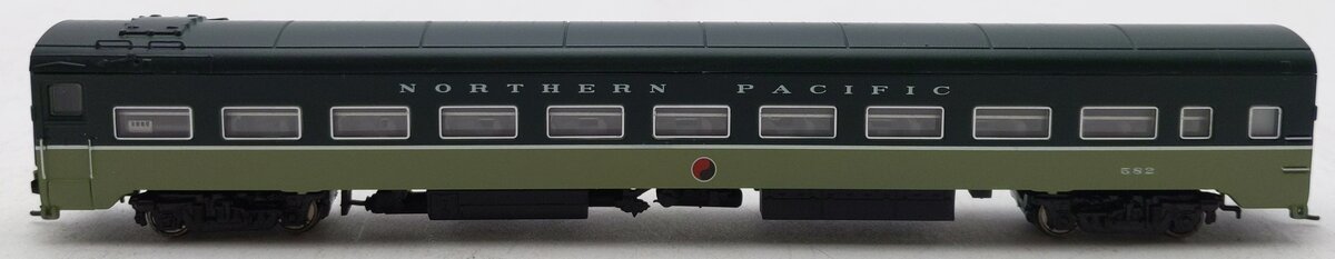 Rapido Trains 500080 N Northern Pacific Lightweight Coach #582