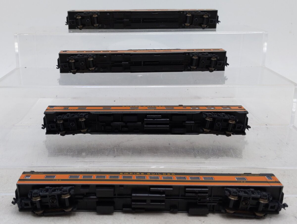 Kato N Scale Empire Builder Smooth Side Passenger Cars [4] LN