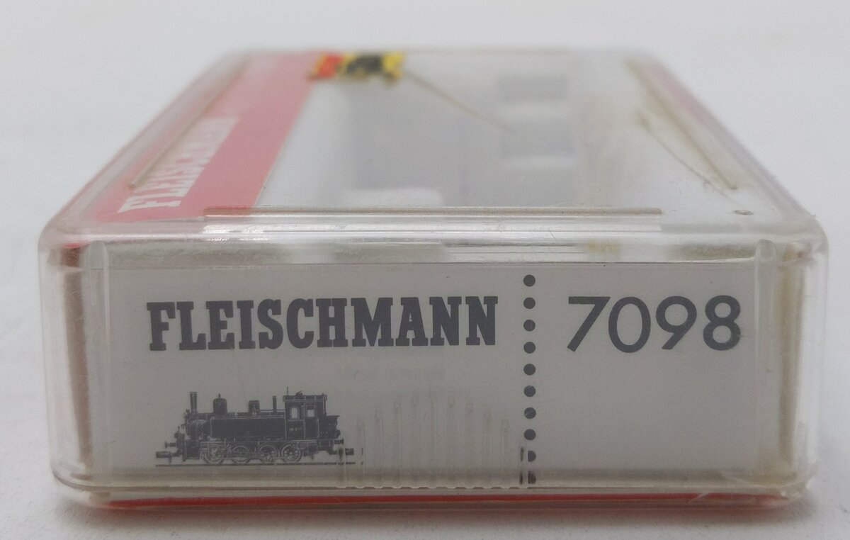 Fleischmann 7098 N Piccolo Deutsche Reichsbahn 0-8-0 Steam Locomotive #98811 EX/Box