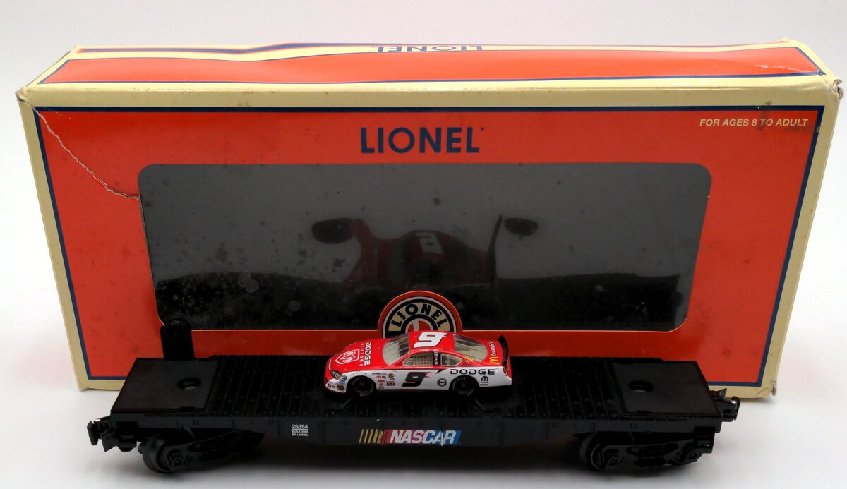 Lionel 6-26354 O Gauge Kasey Kahne Flatcar w/ Stock Car