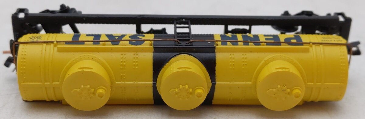Bachmann 70186 N Scale GATX Corporation Tank Car #67925