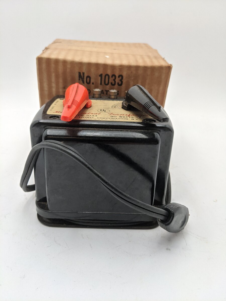Lionel 1033 Vintage O 90 Watt Transformer w/ Whistle VG/Box