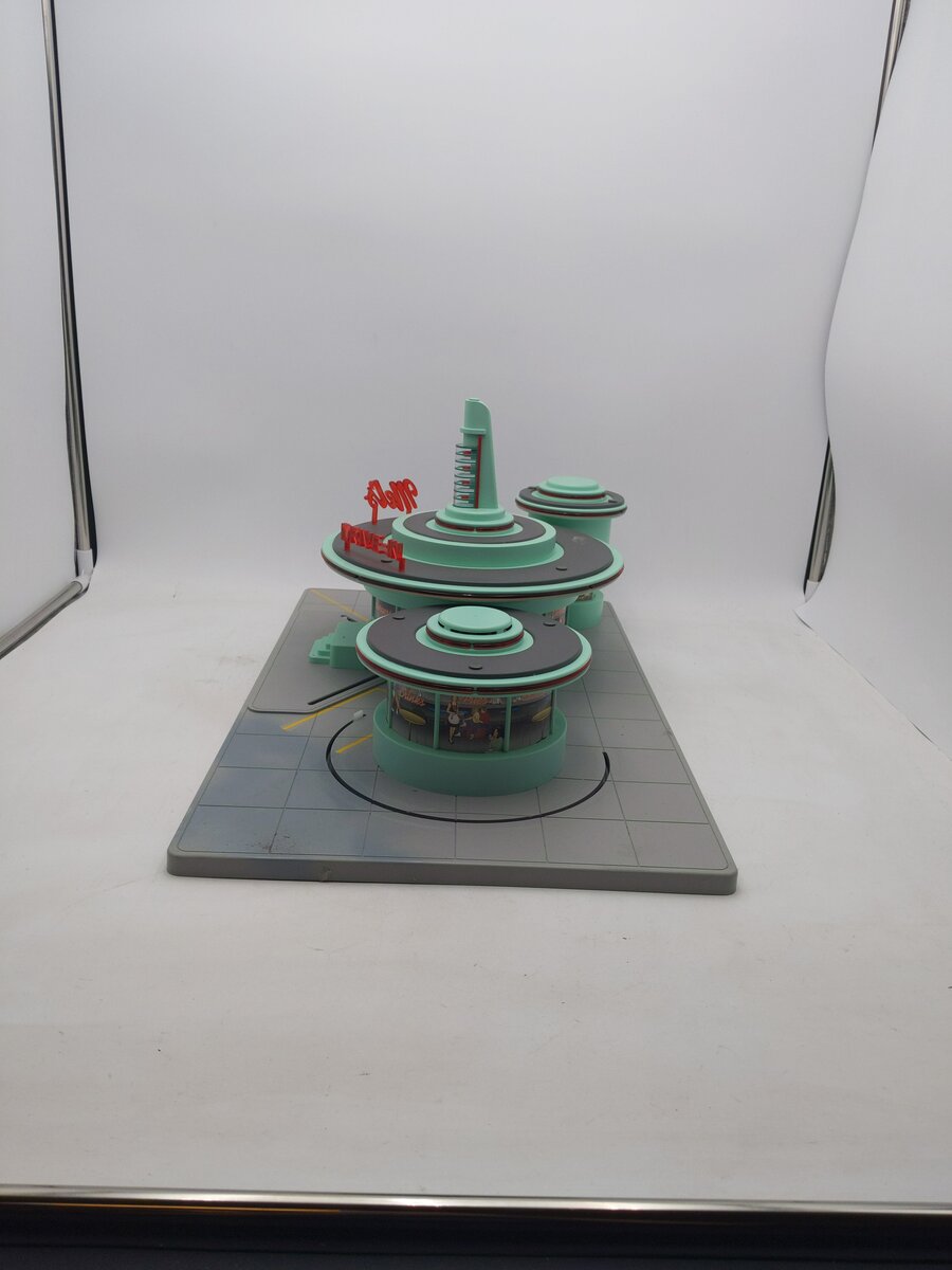 MTH 30-9188 O Mel's Operating Drive-In Diner EX