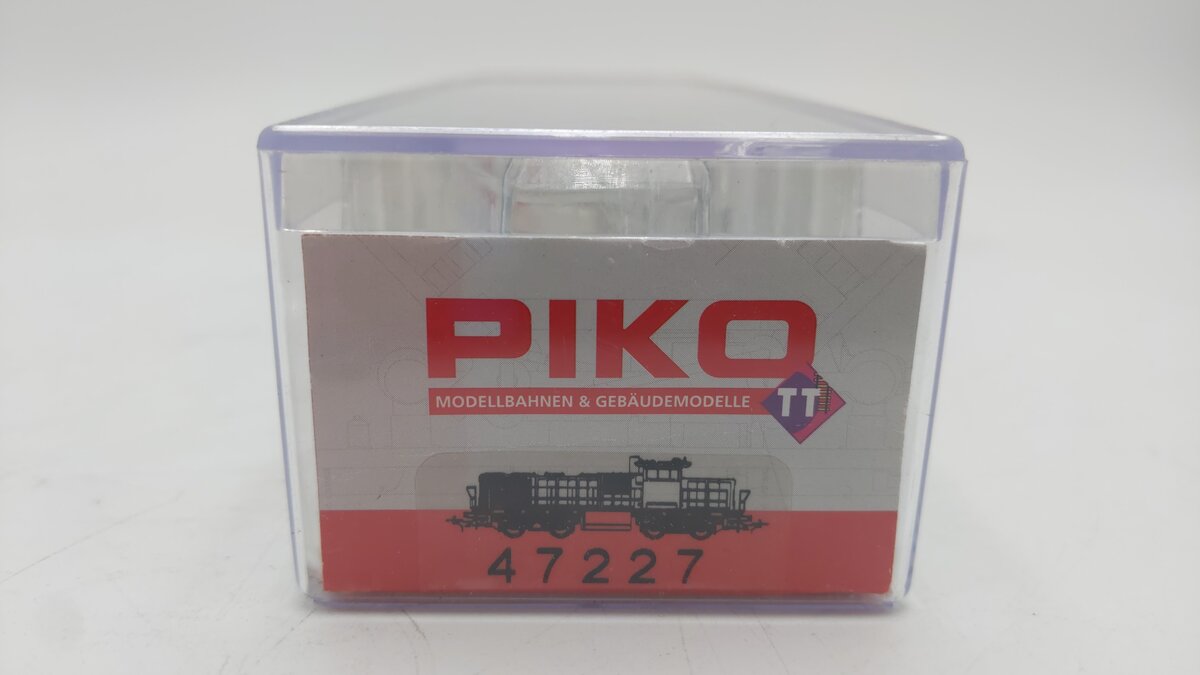 Piko 47227 HO Scale ERS Railways Diesel Locomotive #5001601 EX/Box