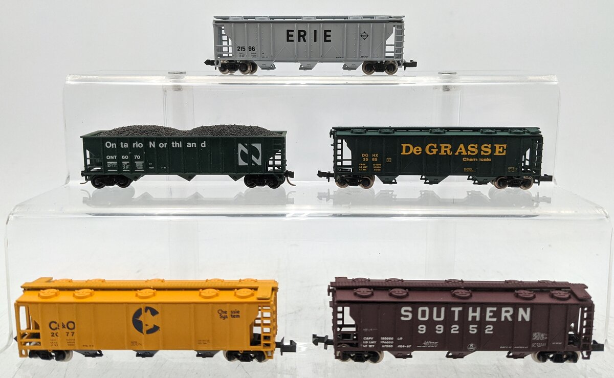 Atlas N Scale Assorted 3-Bay Hoppers [5] VG