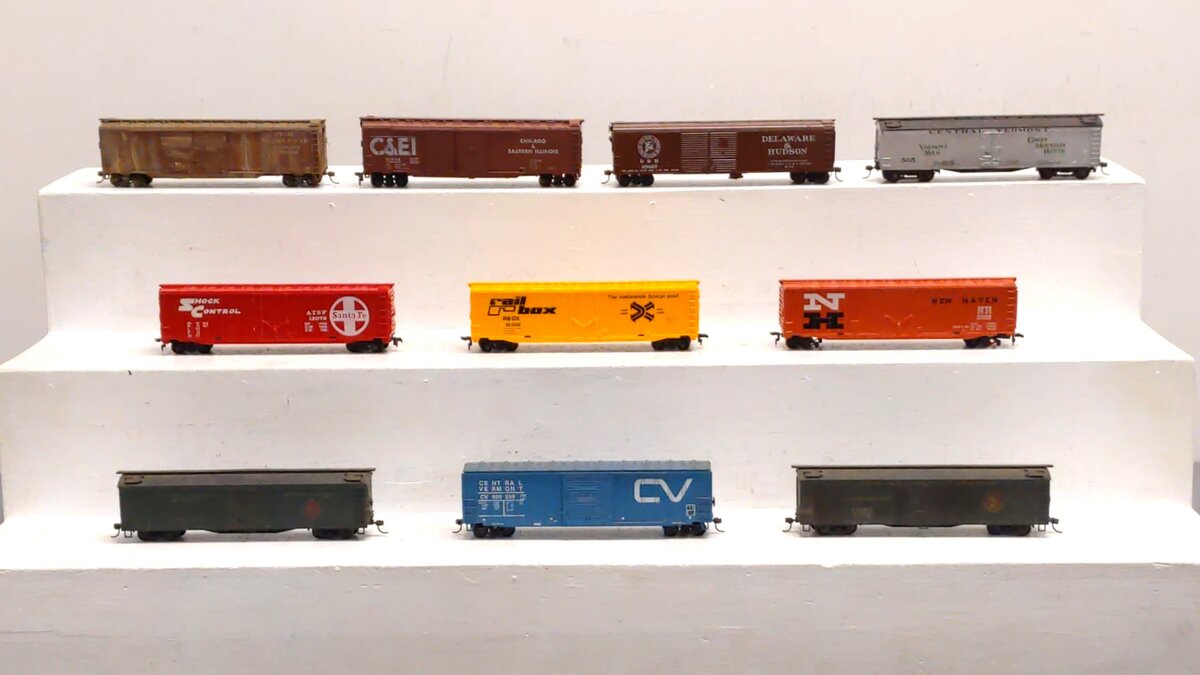 Custom HO Scale Assorted Freight Cars [10]
