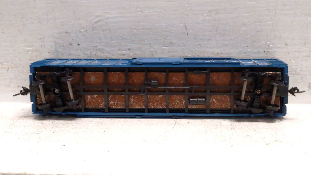 Custom HO Scale Assorted Freight Cars [10]