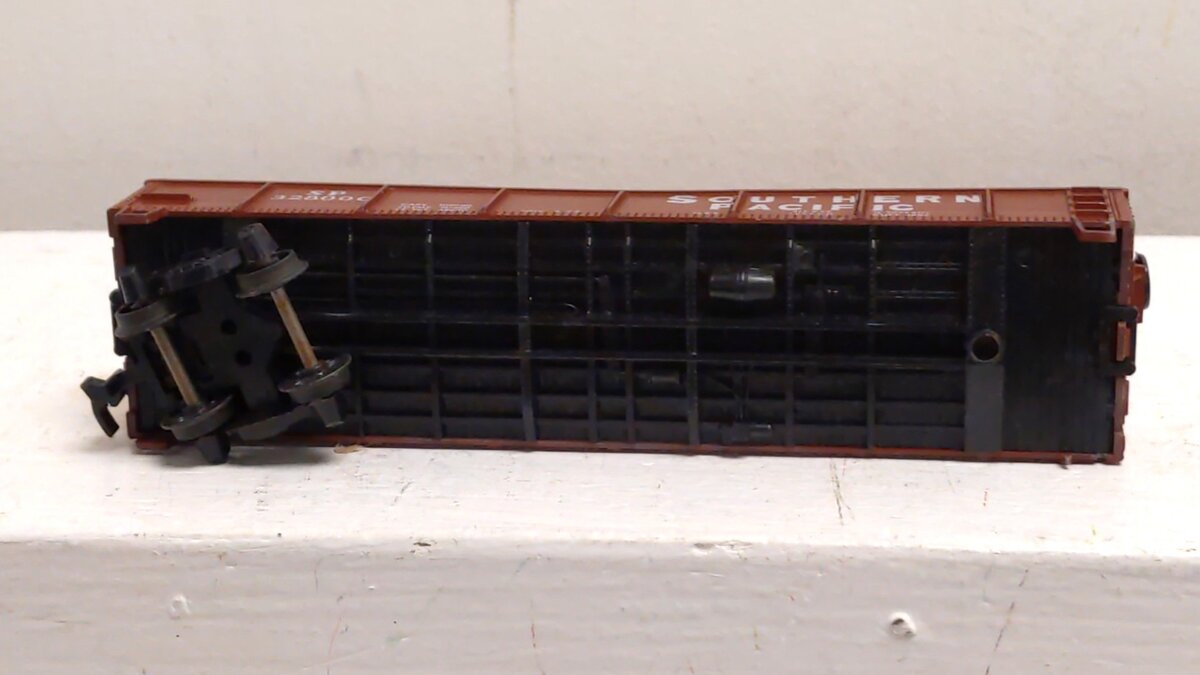 Custom HO Scale Assorted Freight Cars [10]
