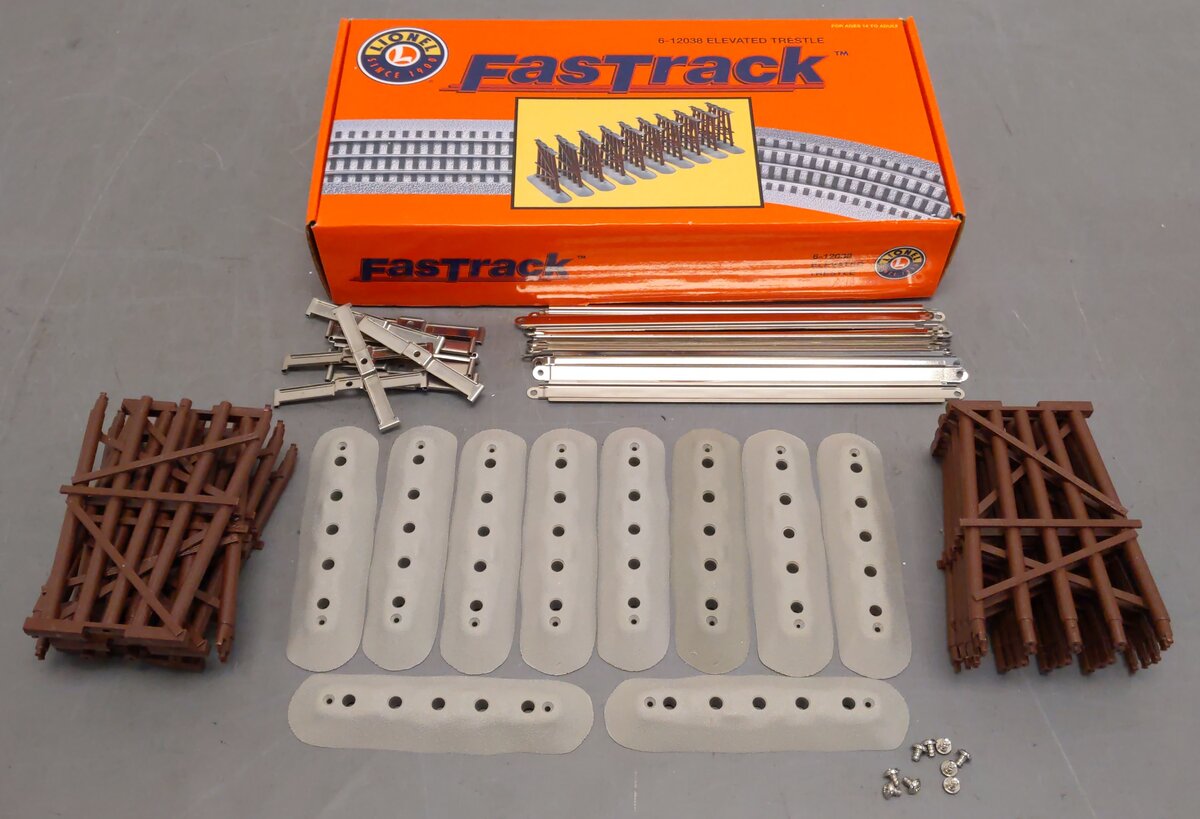 Lionel 6-12038 O FasTrack Elevated Trestle Set EX/Box