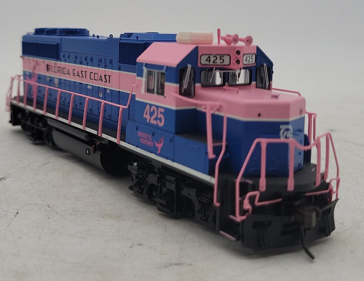 Atlas 10001875 HO FEC Gold Series GP40-2 Diesel Locomotive #425 w/DCC & LokSound