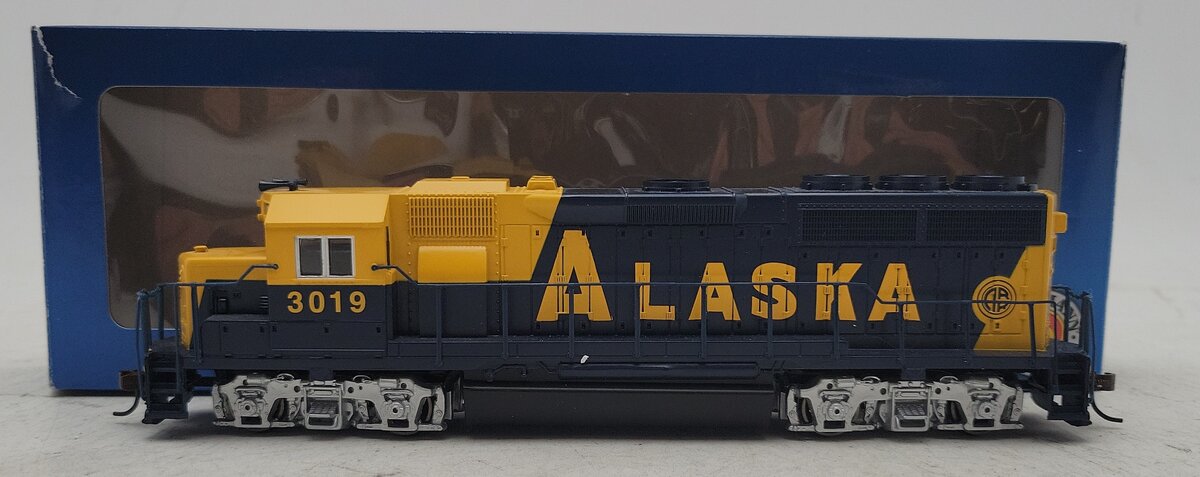 Bachmann 63510 HO Scale Alaska EMD GP40 Diesel Locomotive #3019
