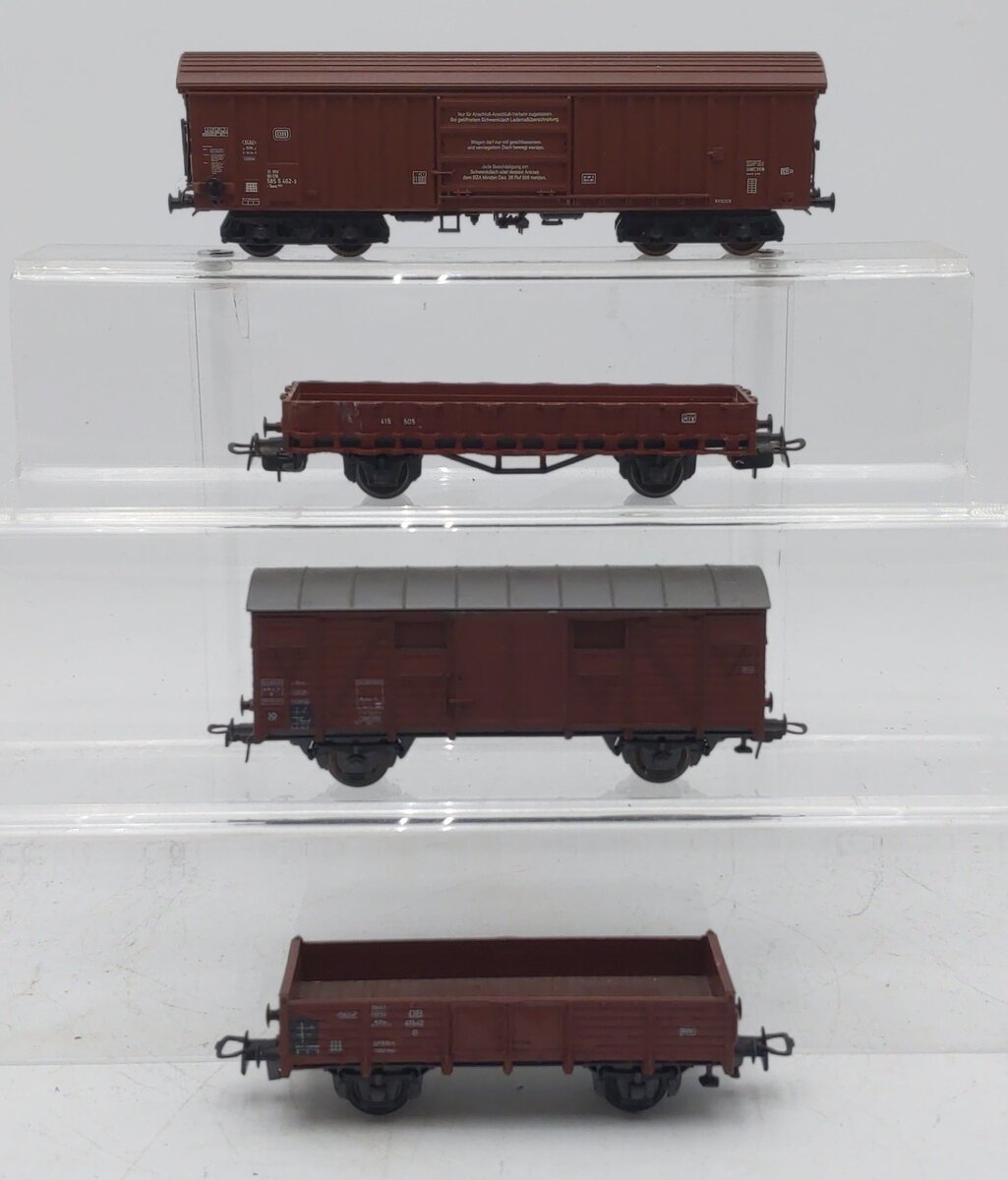 Roco HO Scale Assorted Freight Cars [4] VG