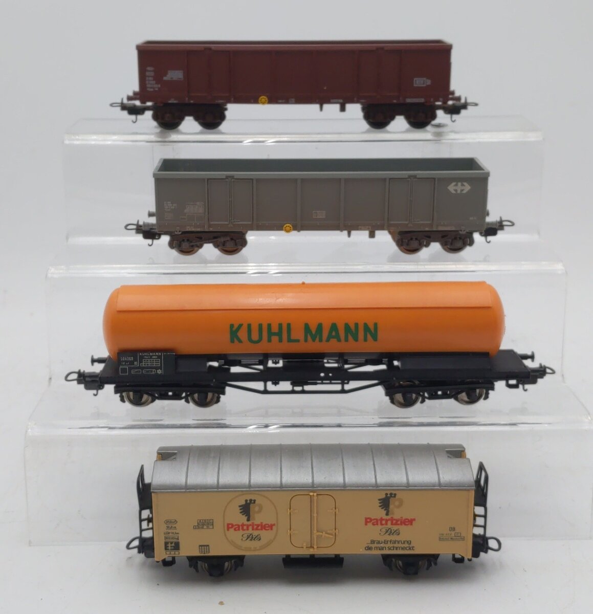 Lima HO Scale Assorted Freight Cars [4] VG