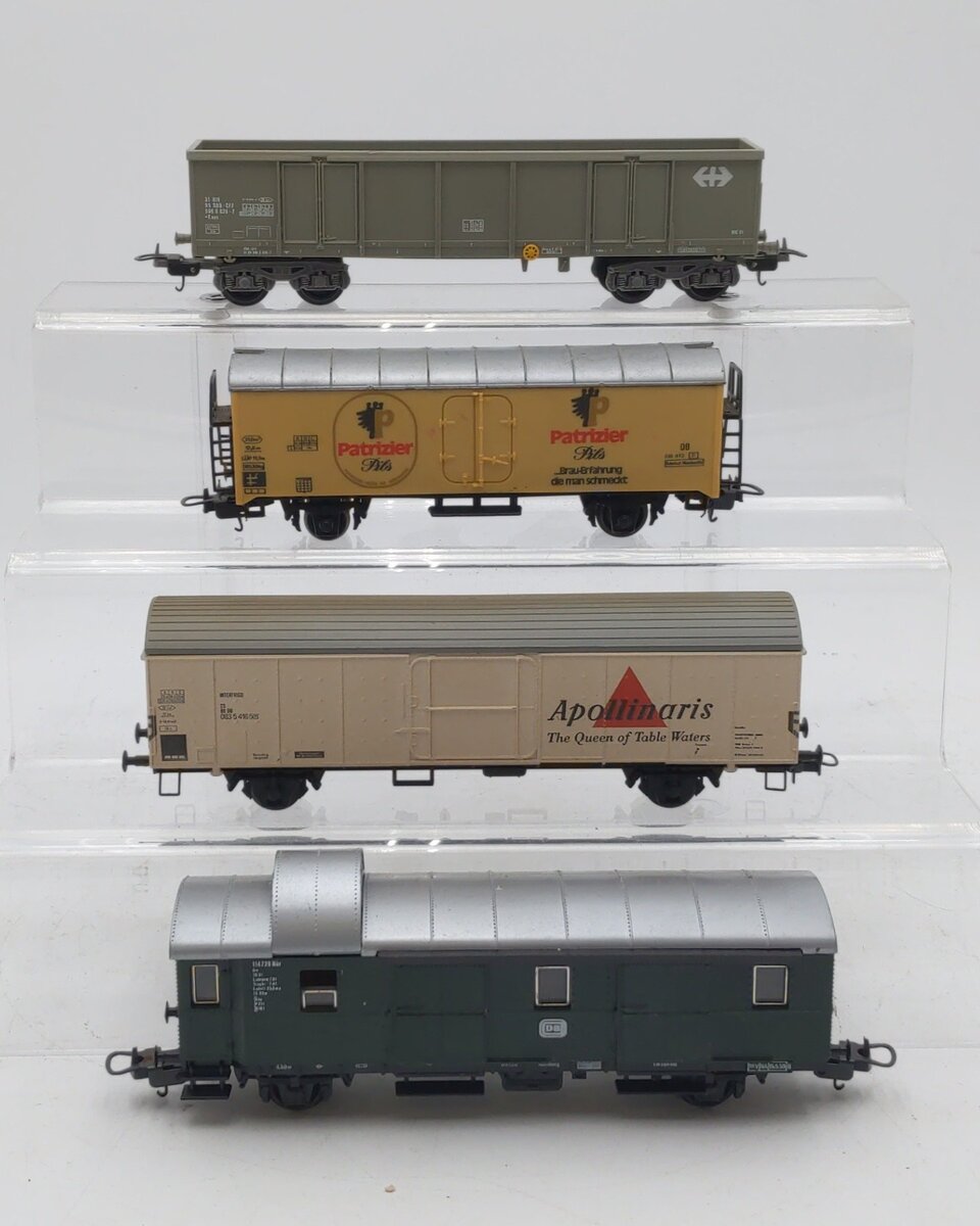Lima HO Scale Assorted Freight Cars [4] VG