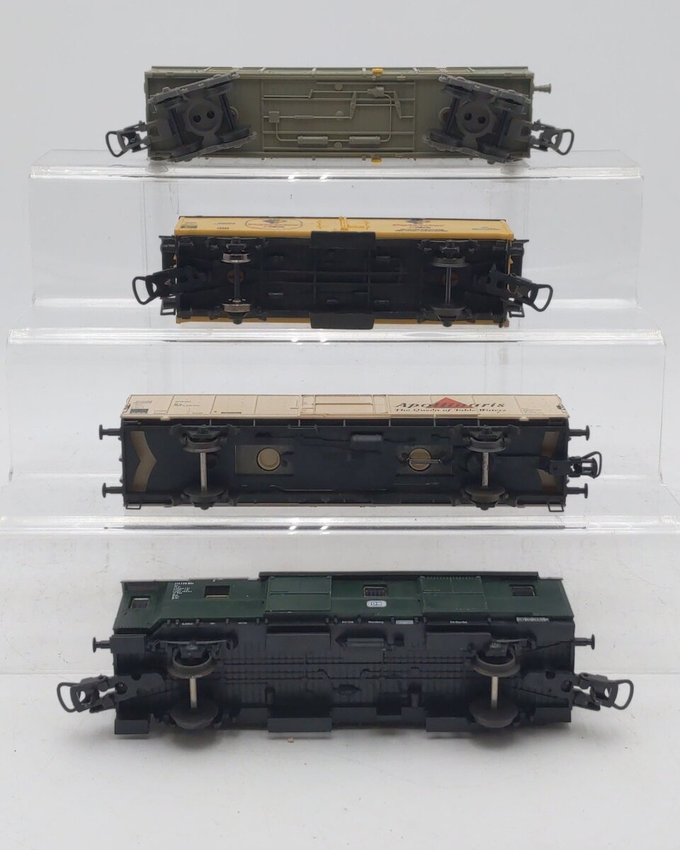 Lima HO Scale Assorted Freight Cars [4] VG