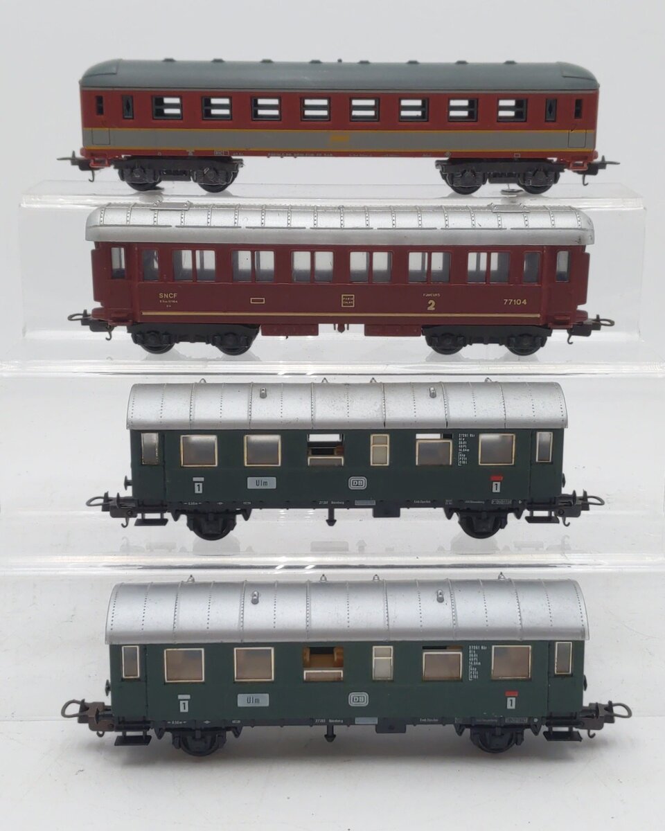 Lima HO Scale Assorted Passenger Cars [4] VG