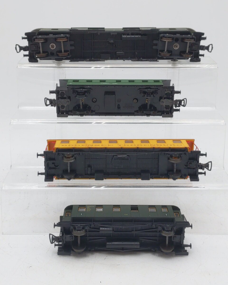 Liliput & Piko HO Scale Assorted Passenger Cars [4] VG