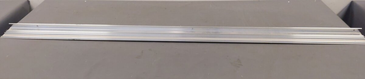 RA-2 Railrax O / STD / G Scale Shelf 6-Foot x 4 inch, Satin - Glenn Snyder Shelf EX