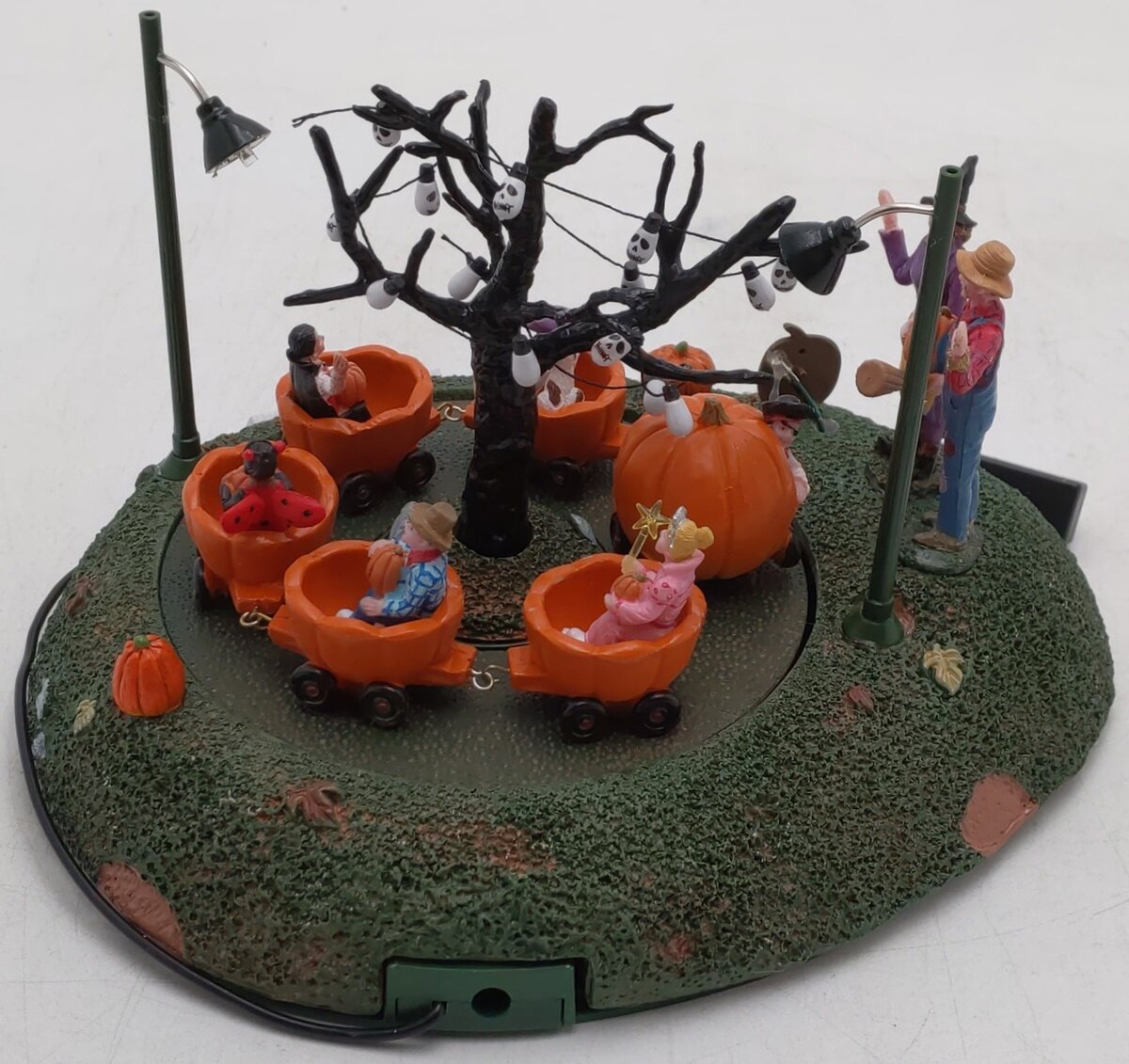 Lemax 34061 Spooky Town Paula's Pumkin Patch Ride EX/Box