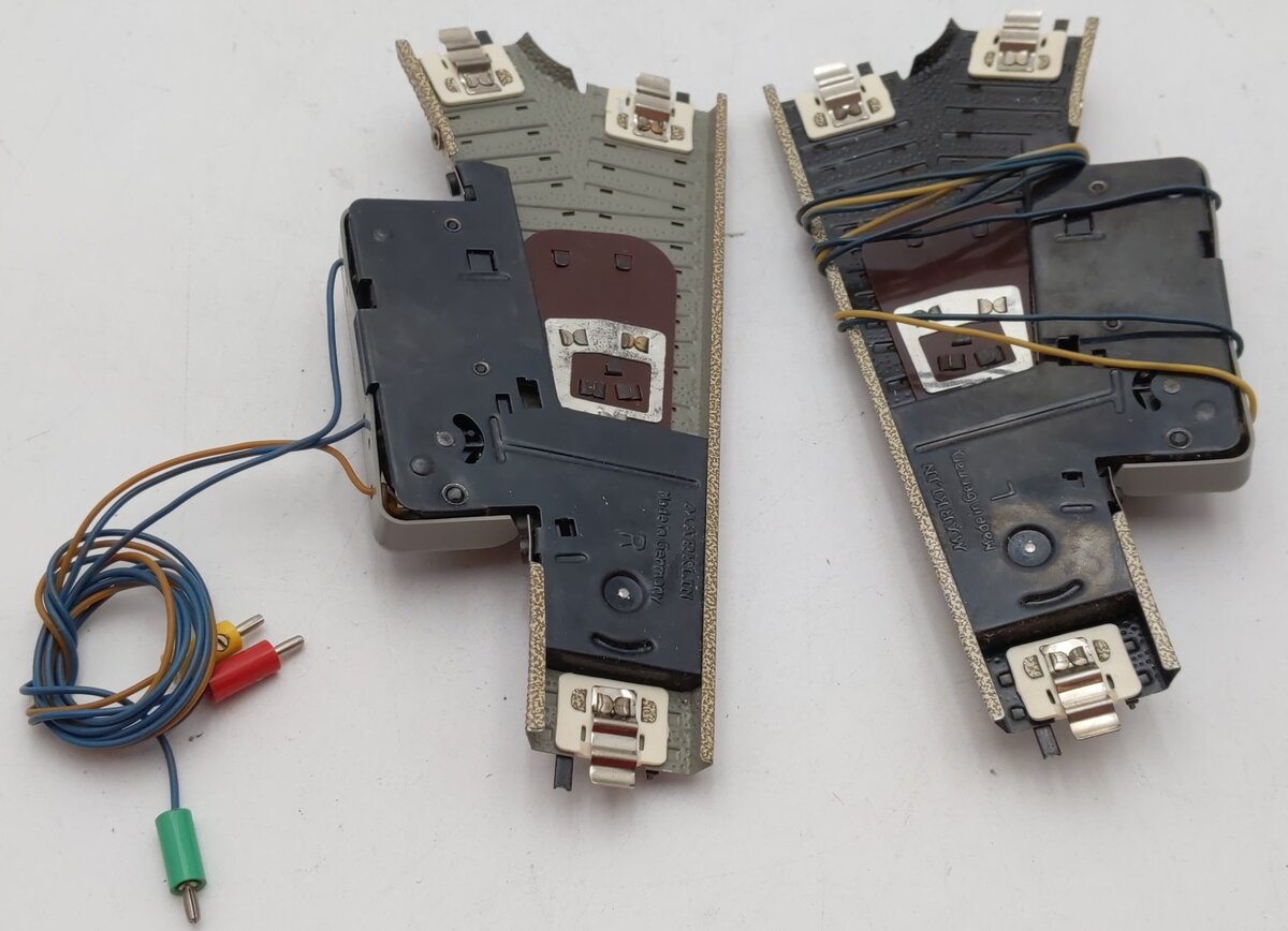 Marklin PR3600 HO Left & Right Turnout Switches VG/Box