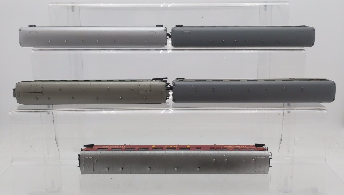Liliput HO Scale Assorted Passenger Cars [5] VG