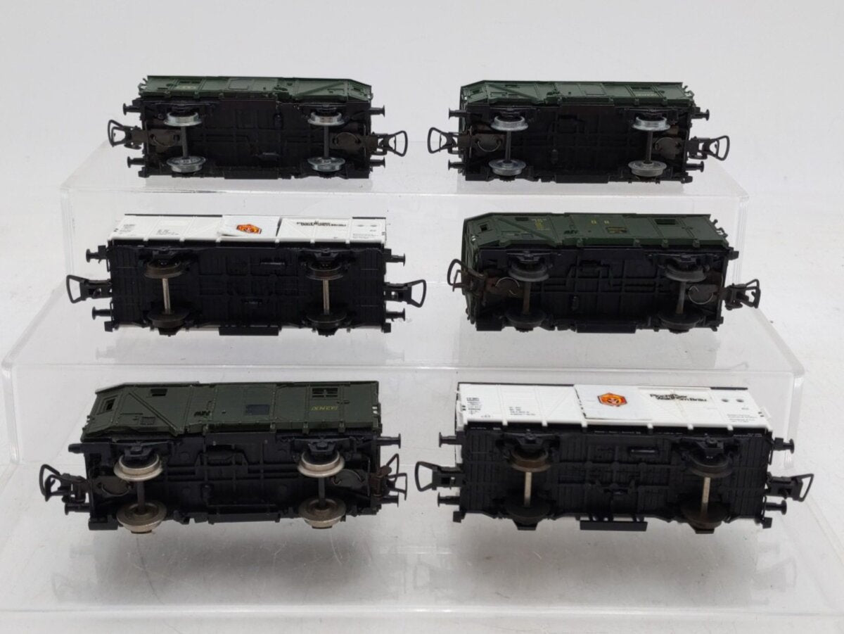 Piko & Others HO Scale Assorted Freight Cars [6] VG