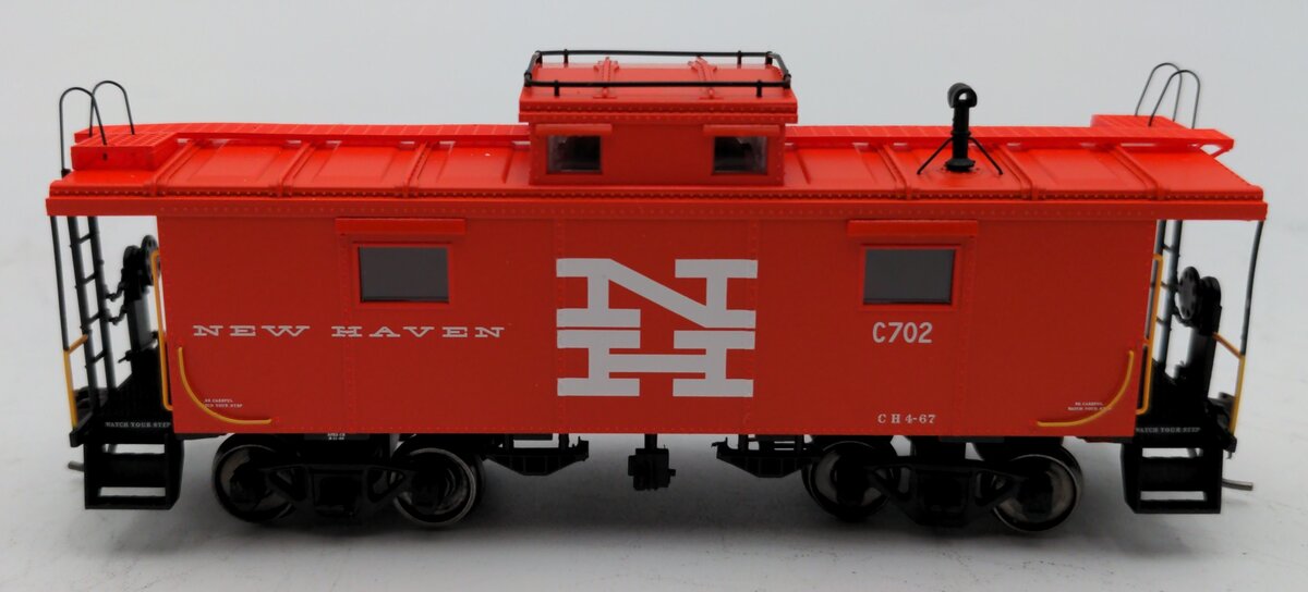 Atlas 20007011 HO New Haven Alpert Scheme NE-6 Caboose #702