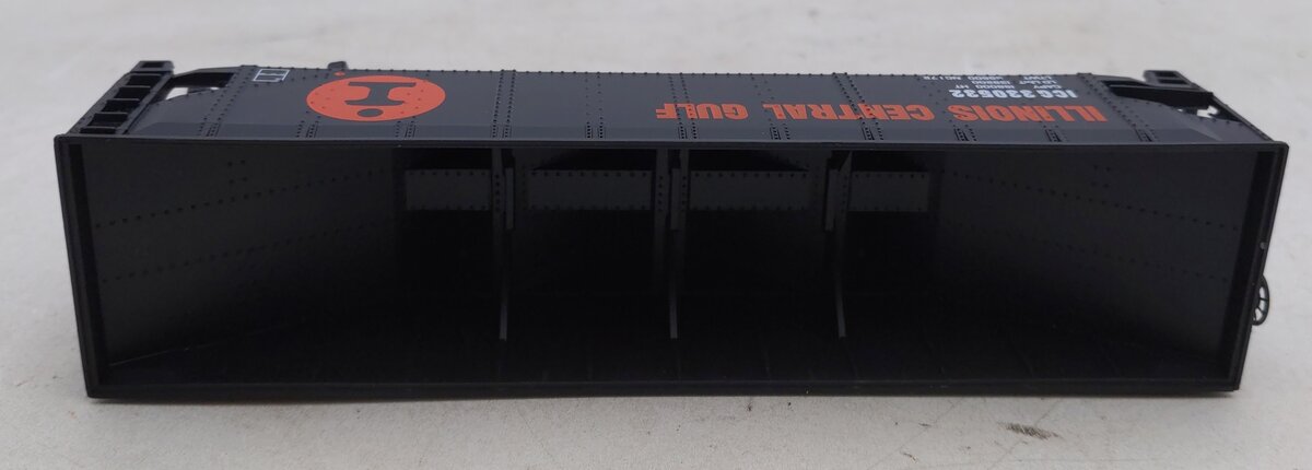 Walthers 931-1426 HO Illinois Central Offset Hopper #330532 LN/Box