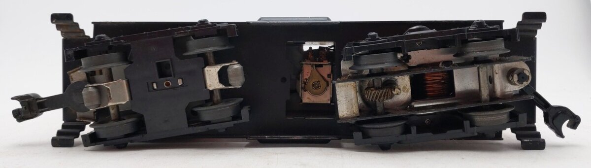 Lionel 6-8111 O Gauge DT&I NW-2 Switcher Diesel Locomotive VG