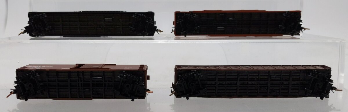 Micro-Trains N Scale Assorted Freight Cars: 269669, 1919, 48302, 145457 [4] LN/Box