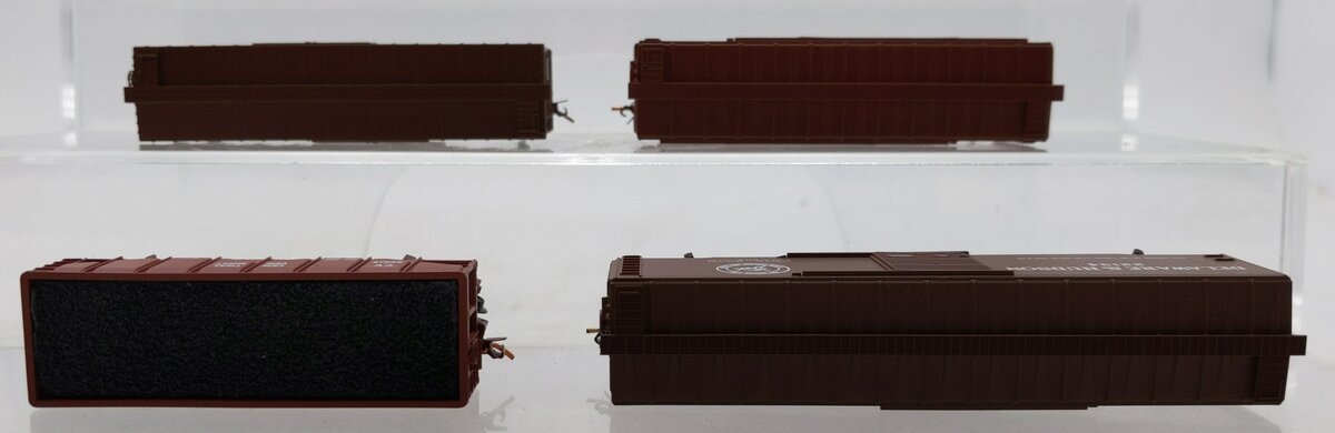 Micro-Trains N Scale Assorted Freight Cars: 40014, 22134, 585883, 20018 [4] LN/Box