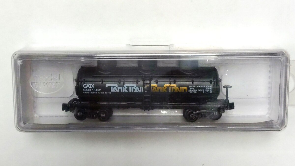 Model Power 83417 N Scale GATX Corporation 40' 3-Dome Tank Car #10452