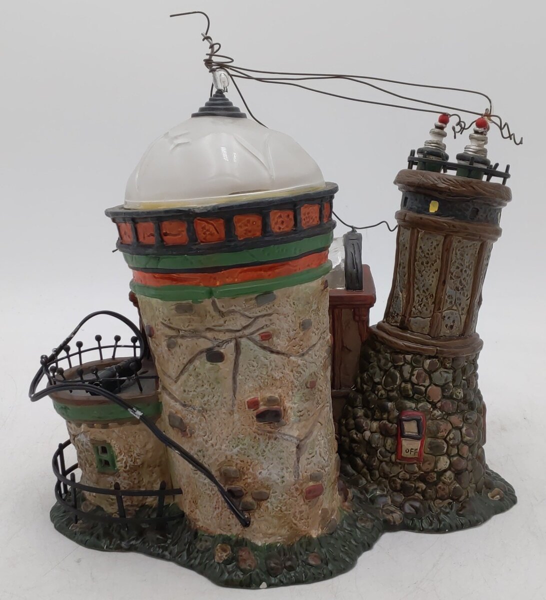 Dept 56 56.54602 Snow Village Halloween Dr. Lunatic's Laboratory EX/Box