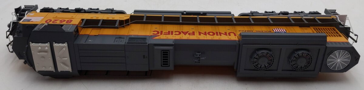 Lionel 2433032 O Gauge Union Pacific SD70ACE BTO Diesel Locomotive #8620 LN/Box