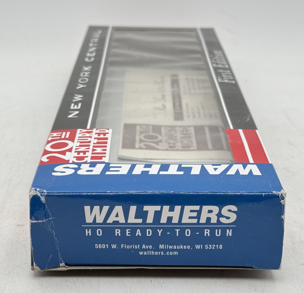 Walthers 932-9315 HO Scale NYC 20th Century Limited 22 Roomette Car EX/Box