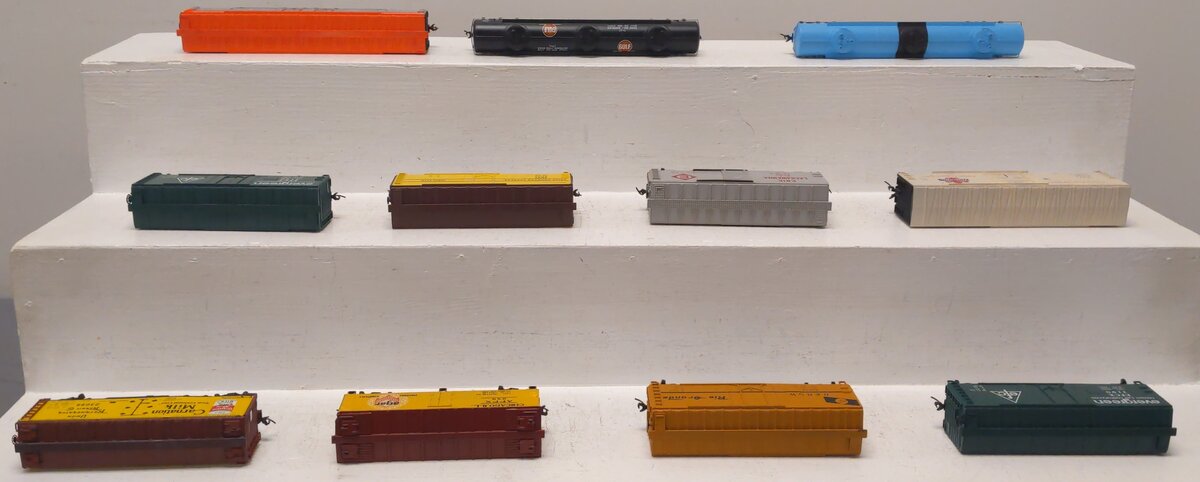 Pemco, Con-Cor & Varney HO Scale Assorted Freight-Boxcar, Reefer, Tank Cars[11] EX