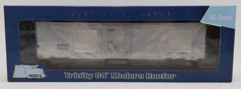 BLMA Models 52027 HO Union Pacific/ARMN Trinity 64' Reefer #111052