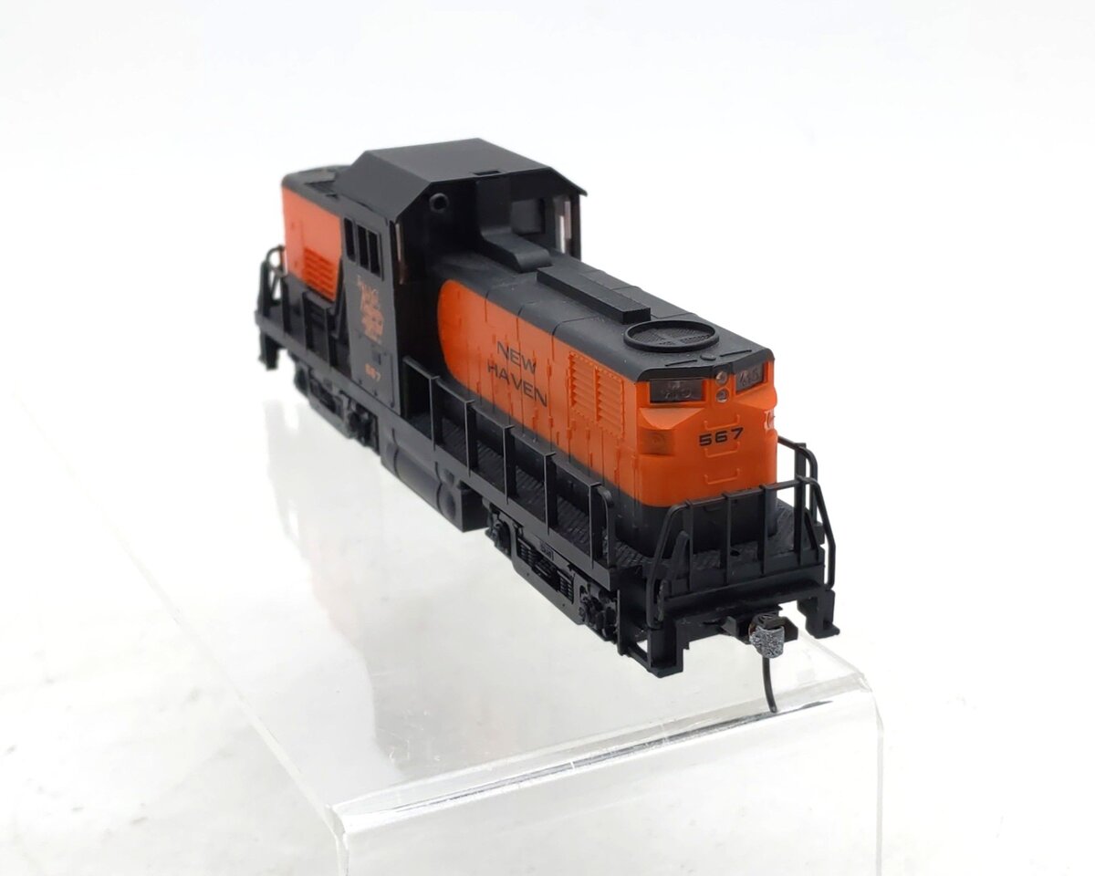 IHC 24009 HO New Haven Orange & Black Alco Century 415 Diesel Locomotive #567 LN/Box