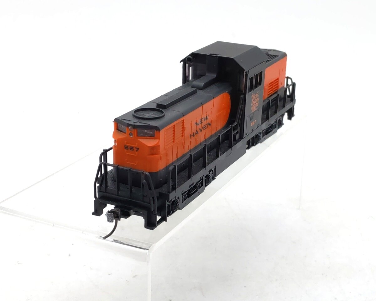 IHC 24009 HO New Haven Orange & Black Alco Century 415 Diesel Locomotive #567 LN/Box