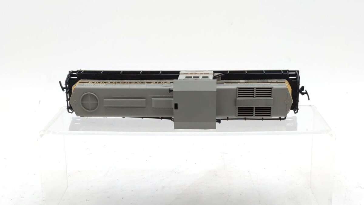 Mehano HO Scale Erie Lackawanna ALCO C-415 Diesel Locomotive #1019 Custom