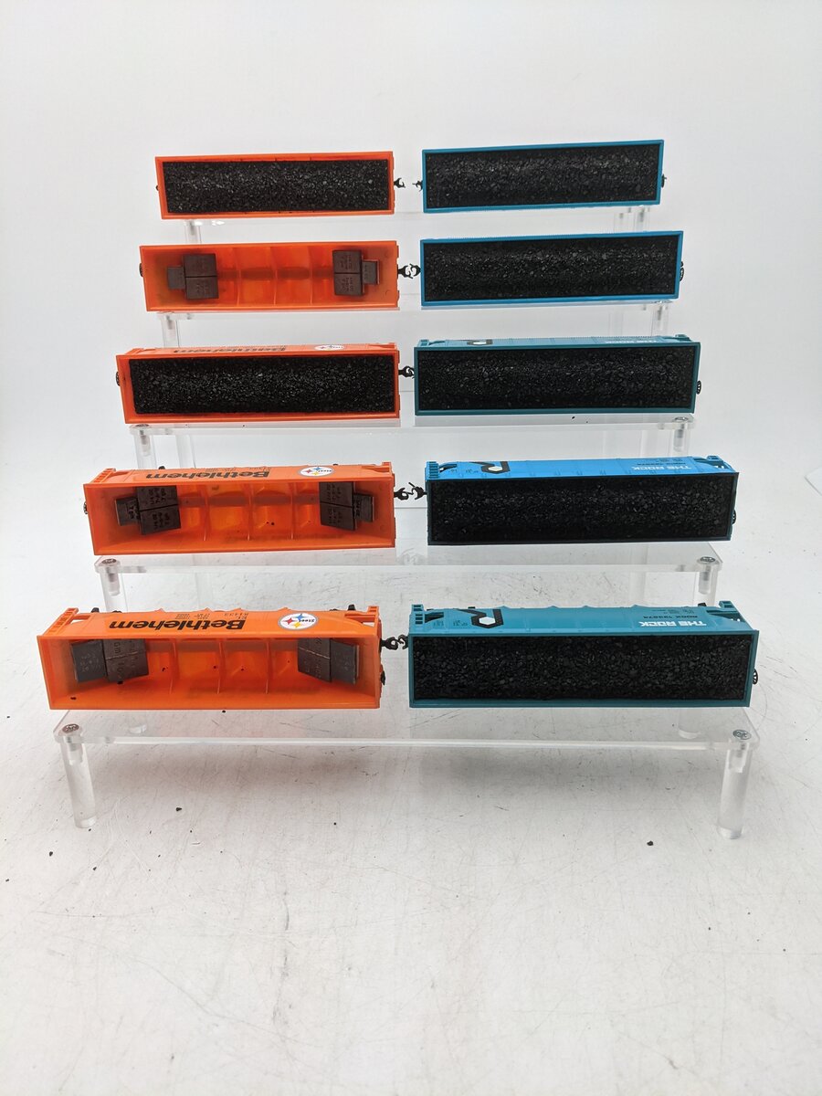 Bachmann & Tyco HO Scale Assorted Freight Cars [10] EX