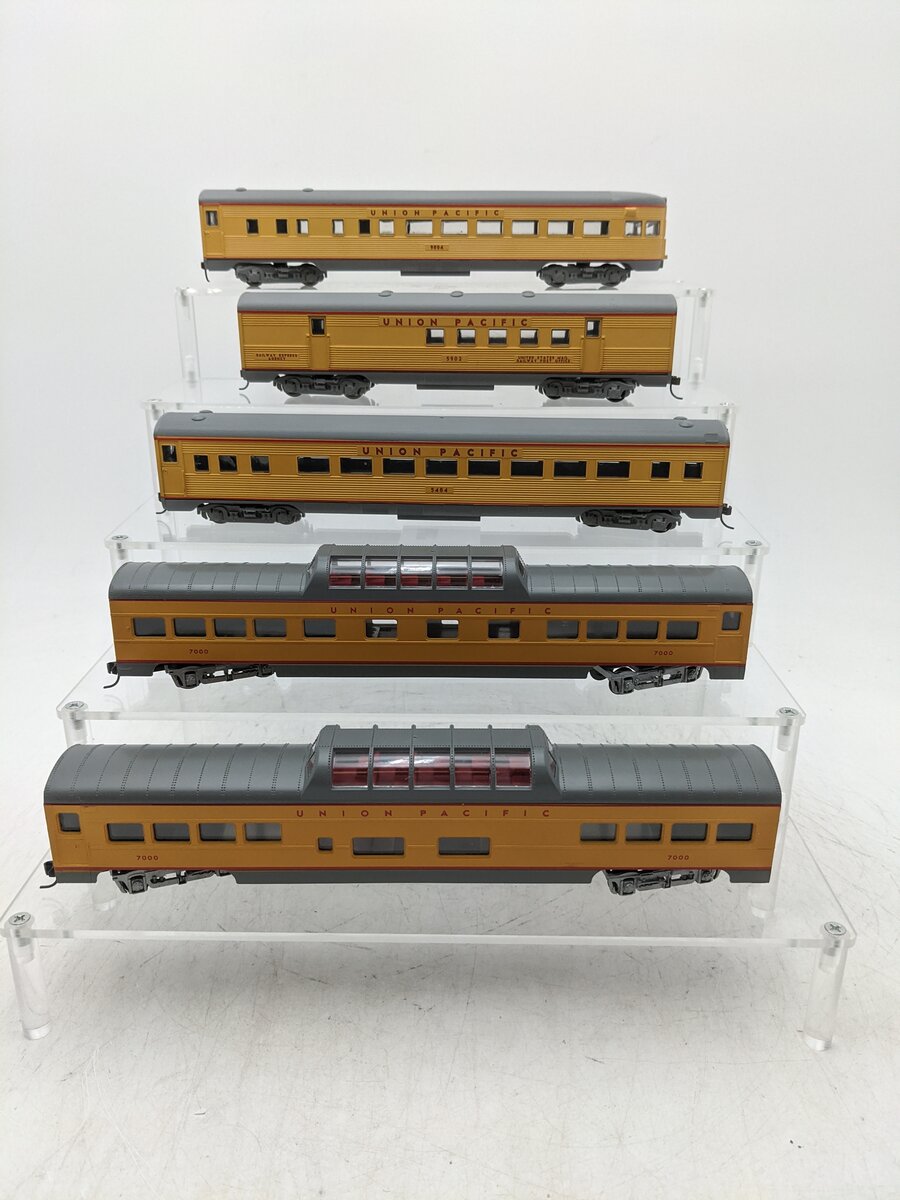 Con-Cor & Athearn Assorted Passenger Cars [5] EX