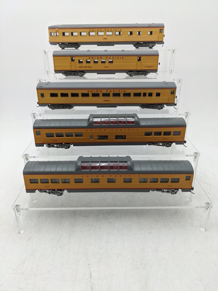 Con-Cor & Athearn Assorted Passenger Cars [5] EX