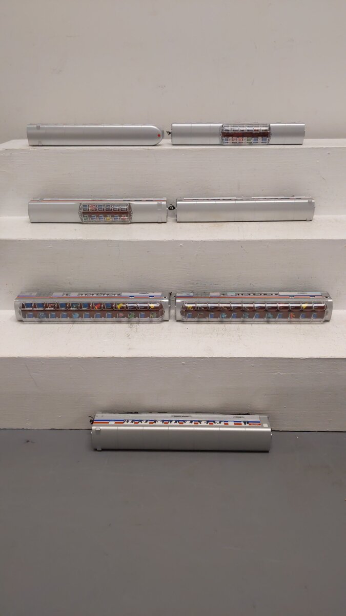 Life Like HO Scale Assorted Passenger Cars [7] EX