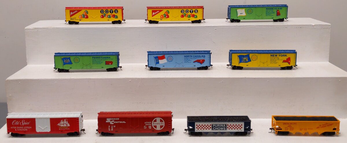 Tyco HO Scale Assorted Freight Cars- Boxcars and Loaded Hoppers [10] EX